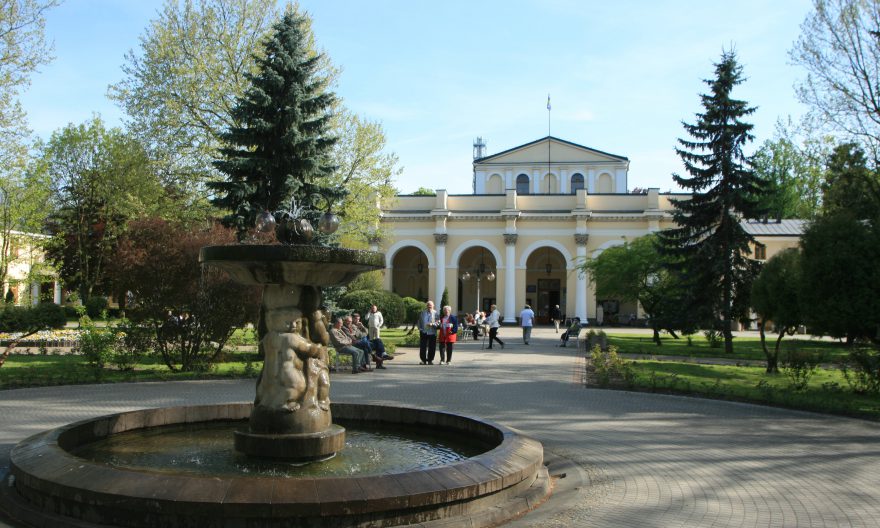 Busko-Zdrój - miasto o wiekowej historii 1 Busko-Zdrój - miasto o wiekowej historii 1